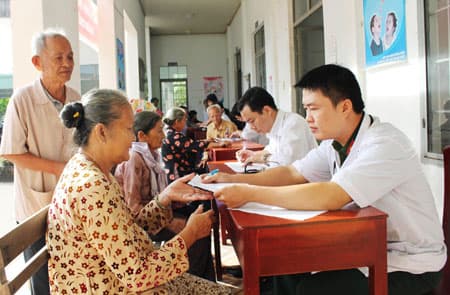 Nhân dân tin yêu nhờ dân vận khéo