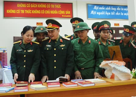 Xứng đáng là cơ quan tham mưu cấp chiến dịch về công tác Đảng, công tác chính trị