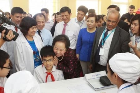 Gần 3 triệu học sinh trung học phổ thông được tiêm vắc xin sởi - rubella miễn phí