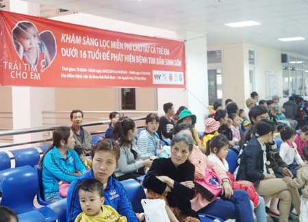 Bình Định: Hơn 2.000 trẻ em được khám sàng lọc bệnh tim miễn phí