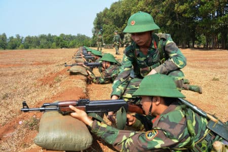Bám đơn vị, sát bộ đội
