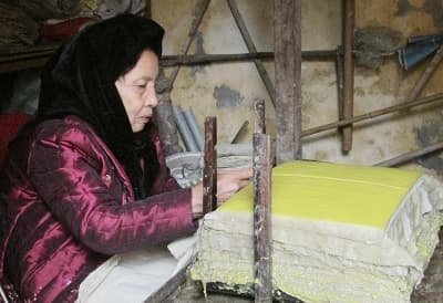 Mong manh phận giấy dó Đống Cao