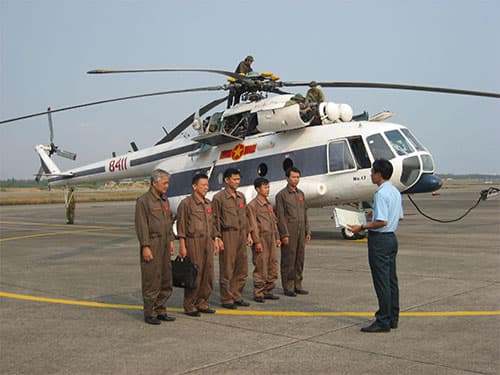 Vững tin bảo vệ bầu trời