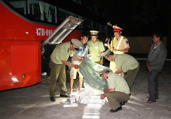 Đắk Lắk: Bắt giữ nhiều xe chở hàng lậu