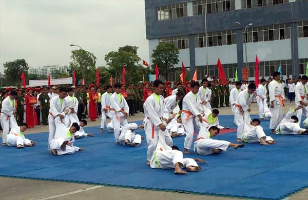 Liên hoan Võ thuật thanh niên công an lần thứ IV năm 2016 khu vực phía Nam
