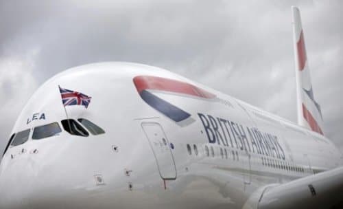 Máy bay chở khách của British Airways va chạm với vật thể bay không người lái