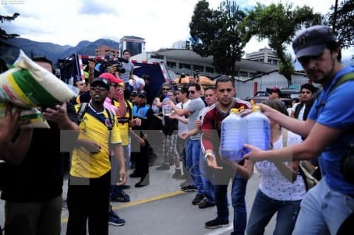 Hàng trăm nghìn người dân Ecuador cần trợ giúp sau động đất