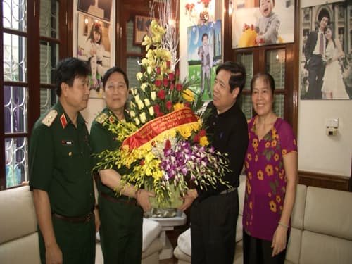 Đại tướng Ngô Xuân Lịch tri ân các đồng chí nguyên lãnh đạo Bộ Quốc phòng