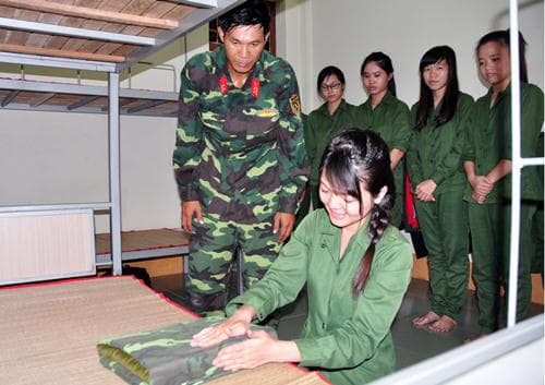 Giáo dục quốc phòng-an ninh cho sinh viên: Diện rộng nhưng chưa sâu