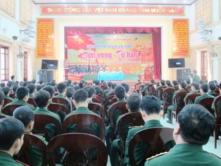 Tọa đàm sĩ quan trẻ "trách nhiệm, khát vọng và tự hào"