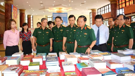 Hơn 700 cán bộ, chiến sĩ tham gia các hoạt động tuyên truyền bầu cử