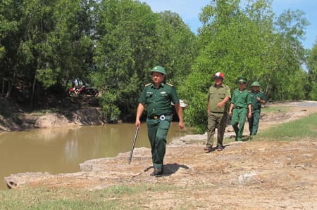 Bài 1: Chuyển hóa những địa bàn "nóng"