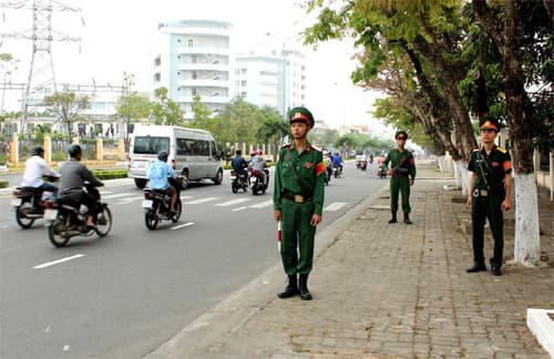 Nét đẹp chiến sĩ kiểm soát quân sự