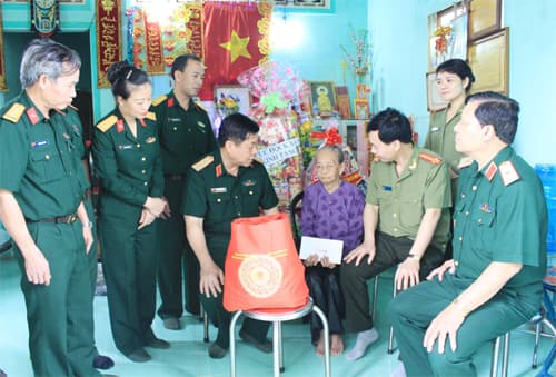 Tri ân trên quê hương “Trung dũng kiên cường”