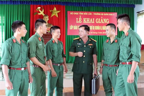 Đắk Lắk đào tạo sĩ quan dự bị khóa 8