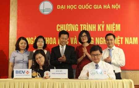 BIDV tài trợ hơn 3 tỷ đồng cho Đại học Quốc gia Hà Nội  triển khai các đề tài nghiên cứu khoa học