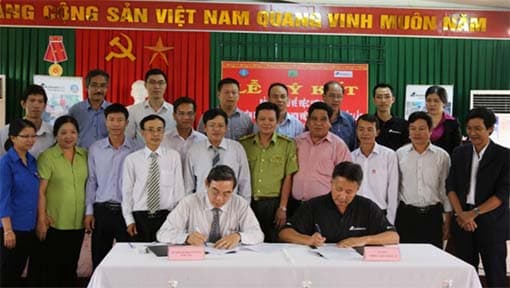 Tài trợ 50.000 USD trong việc bảo tồn loài voi tại Việt Nam