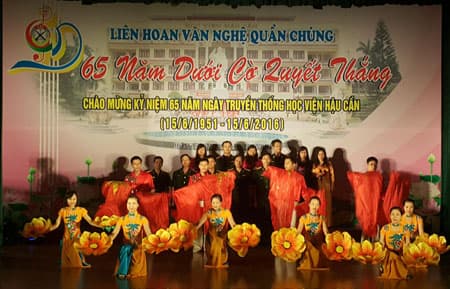 Liên hoan văn nghệ mừng Ngày truyền thống Học viện Hậu cần