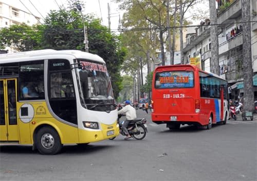 Cần chấn chỉnh nạn “xe dù, bến cóc”