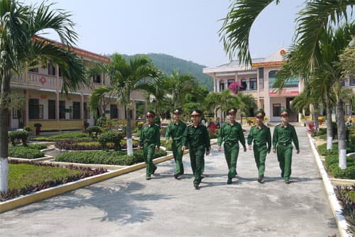“Công viên xanh” trên miền đất nắng gió