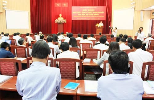 Tổ chức học tập, quán triệt Nghị quyết Đại hội XII của Đảng dành cho lãnh đạo, quản lý các cơ quan báo chí, xuất bản