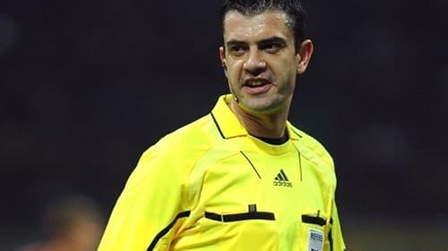 Trọng tài người Hungary Viktor Kassai bắt chính trận khai mạc EURO 2016