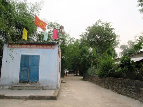 Xóm chài chờ tái định cư