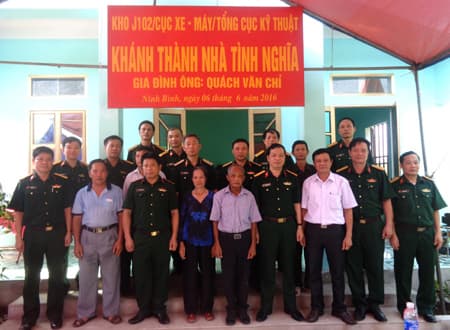 Giúp dân bằng những việc thiết thực