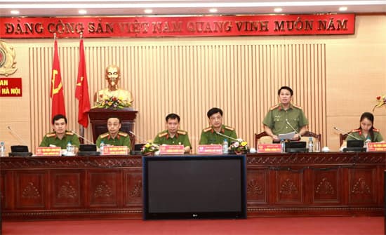 Biểu dương các đơn vị triệt phá 3 đường dây cá độ bóng đá