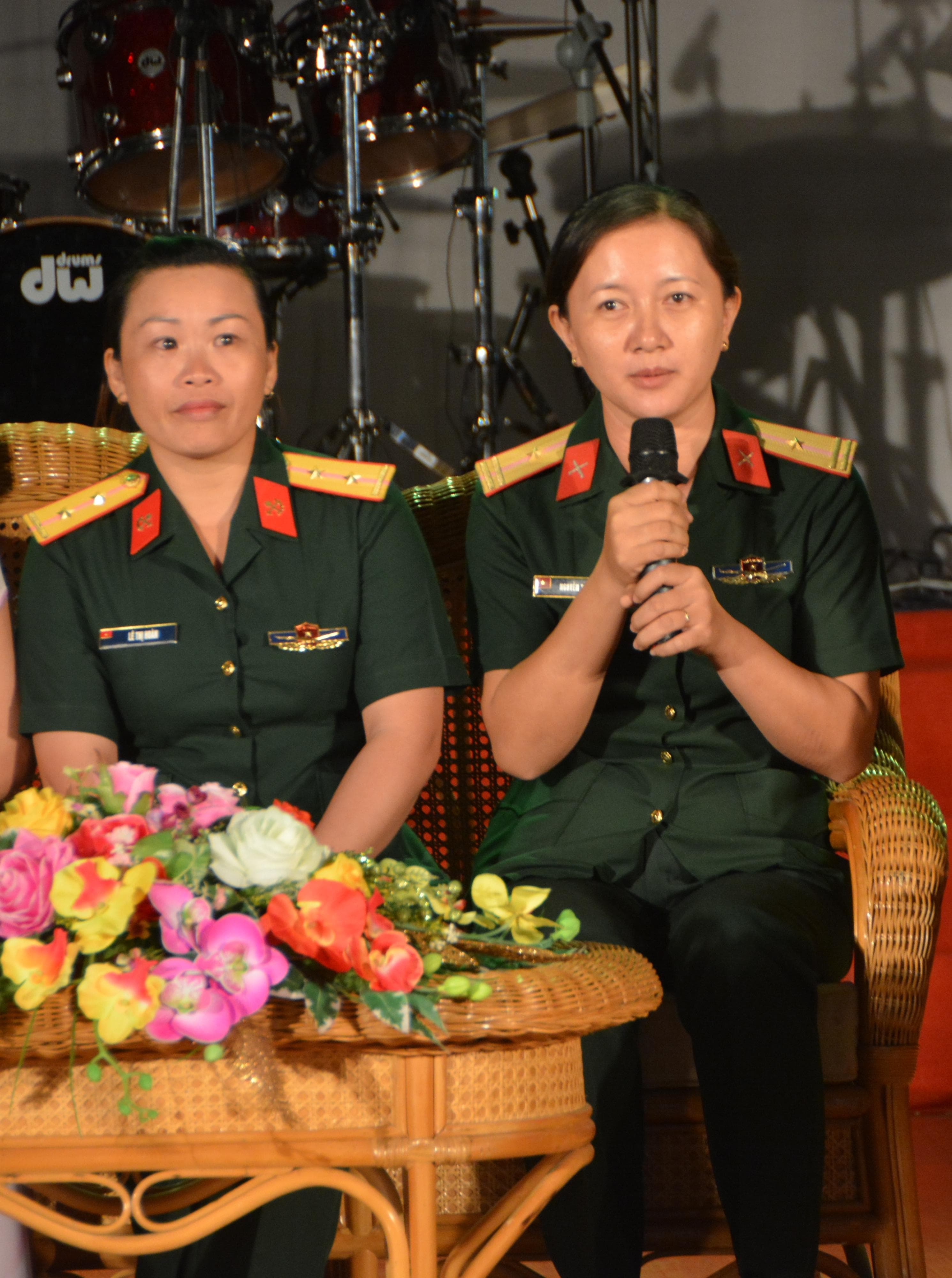 Hạnh phúc của nữ quân nhân "hai giỏi"