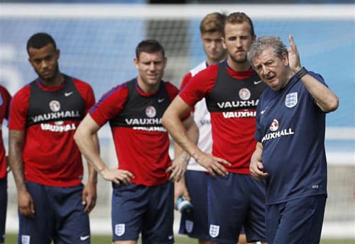 HLV Hodgson nhận tối hậu thư từ FA