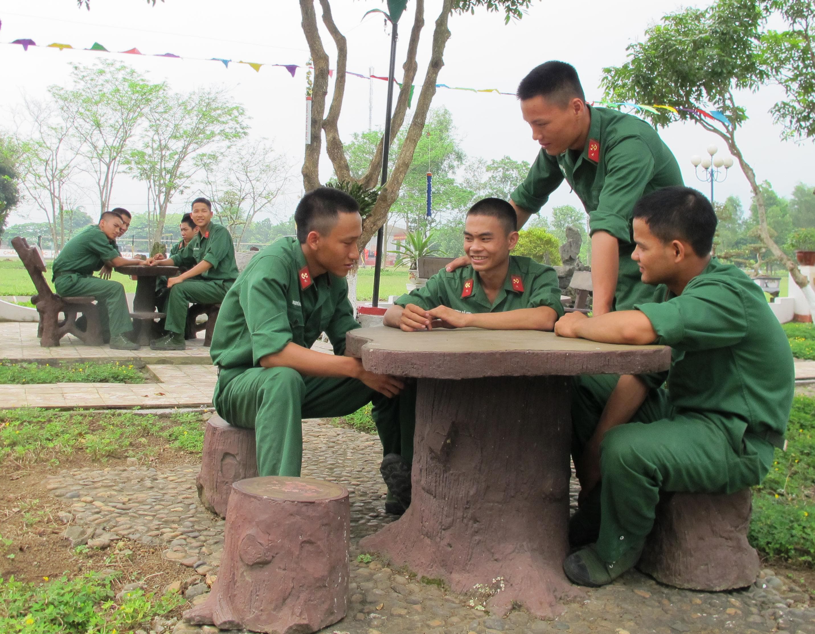 “Công tử bột” nhập ngũ