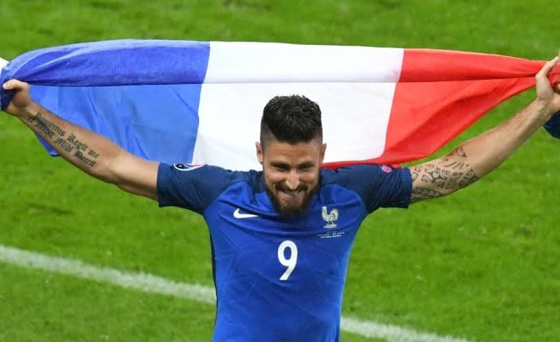 Olivier Giroud-Từ “bị ghét” đến người hùng của ĐT Pháp
