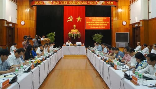 Tiếp tục đổi mới nội dung, phương thức công tác tuyên giáo khu vực miền Trung - Tây Nguyên