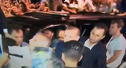 Thị trưởng Istanbul tuyên bố vụ đảo chính "đã bị ngăn chặn"