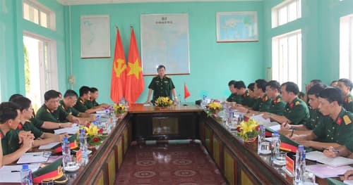 Tổng cục Chính trị kiểm tra thực hiện Đề án đổi mới giáo dục chính trị tại Sư đoàn 325