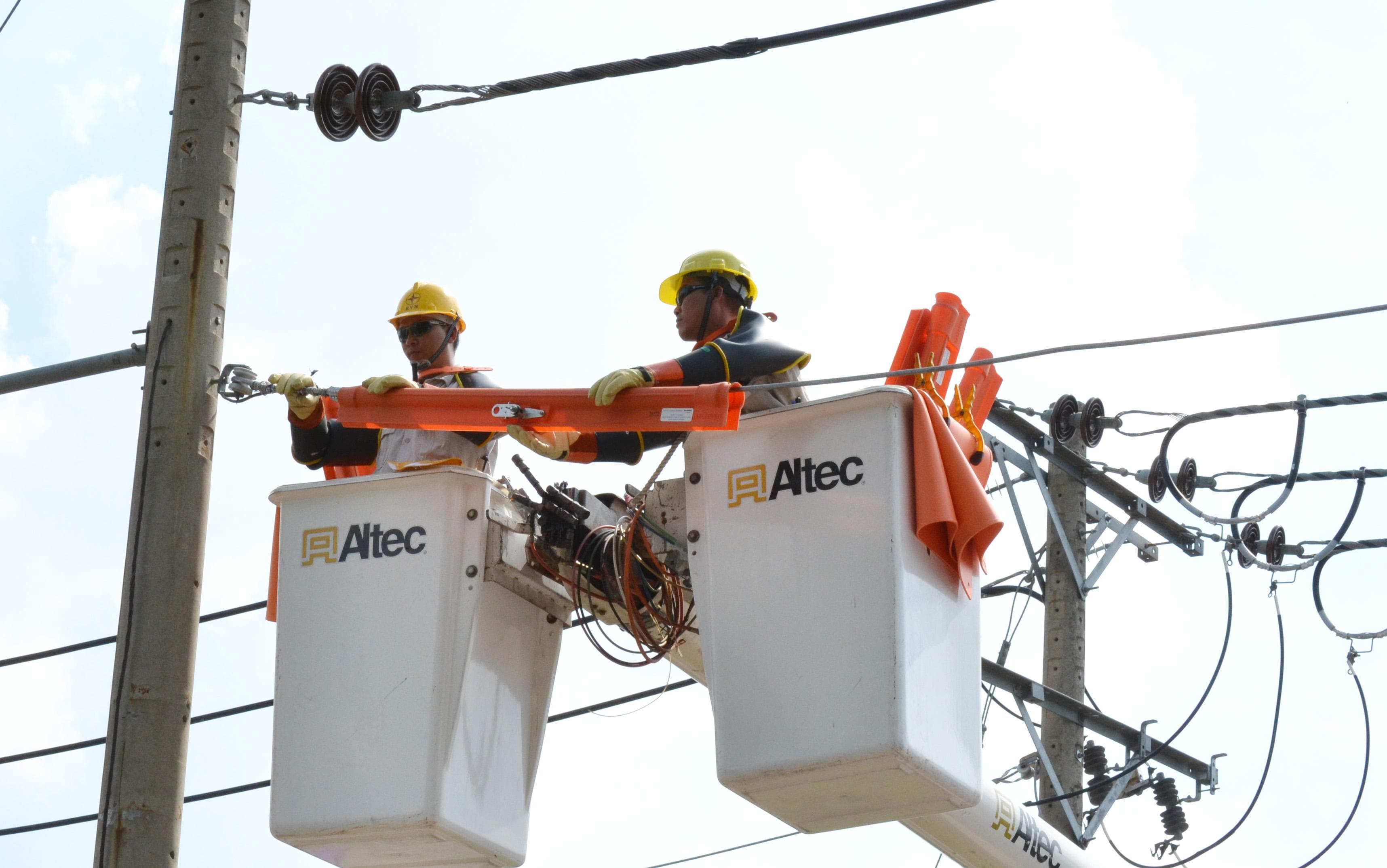 Thi đua lao động, trách nhiệm cộng đồng