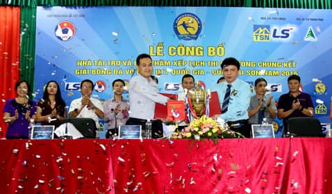 12 đội bóng tranh tài tại VCK giải bóng đá U17 Quốc gia