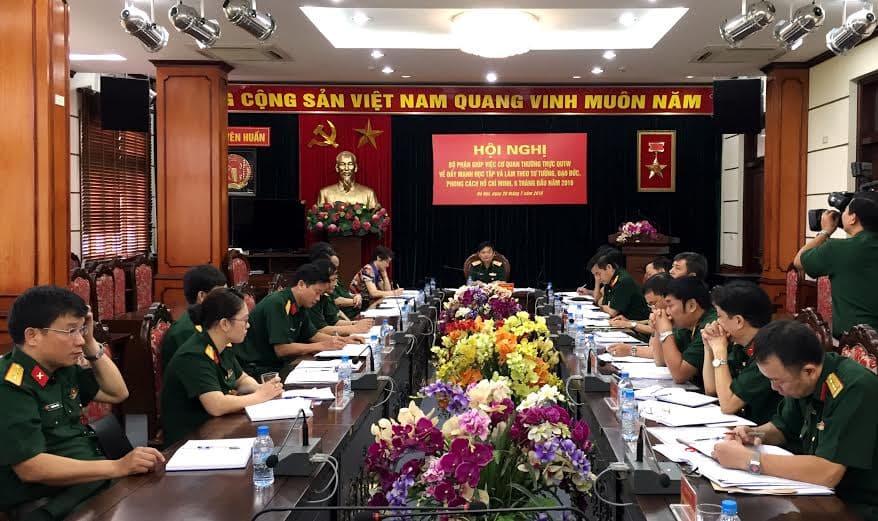 Đẩy mạnh triển khai, thực hiện Chỉ thị 05 của Bộ Chính trị trong Đảng bộ Quân đội và toàn quân