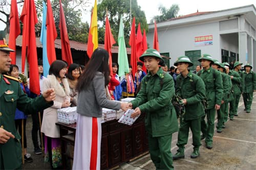 Bám sát cơ sở, khích lệ sự tự giác trong thanh niên