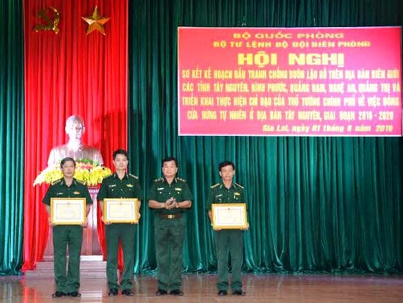Phối hợp chặt chẽ giữa các lực lượng phòng chống buôn lậu lâm sản