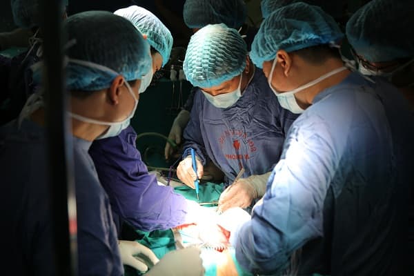 Đại tướng Ngô Xuân Lịch biểu dương cán bộ, nhân viên Học viện Quân y