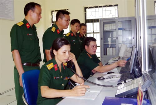 Làm chủ kỹ thuật hiện đại, bảo đảm tốt thông tin liên lạc