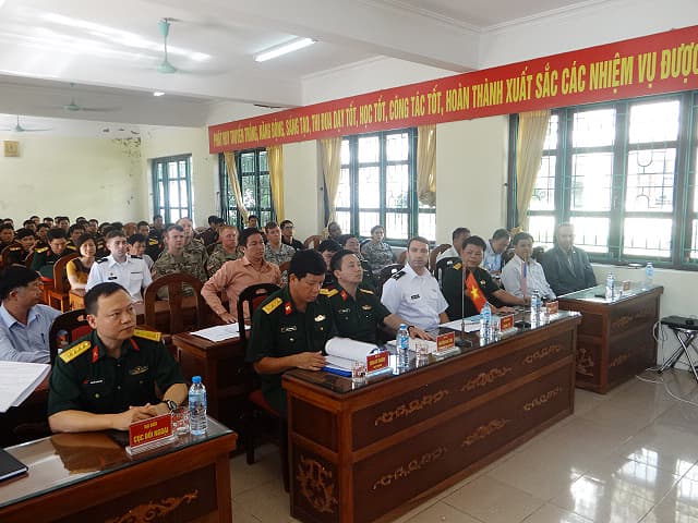 Đào tạo giảng viên đạt chuẩn quốc tế về xử lý vật liệu nổ và y tế ban đầu