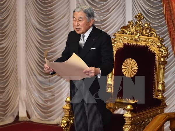Nhật hoàng tỏ ý muốn thoái vị vì sức khỏe yếu