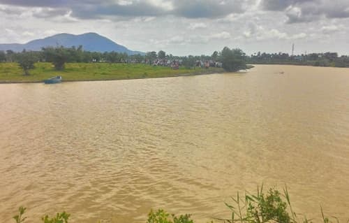 Cao Bằng: Khẩn trương tìm kiếm học sinh bị lũ cuốn trôi