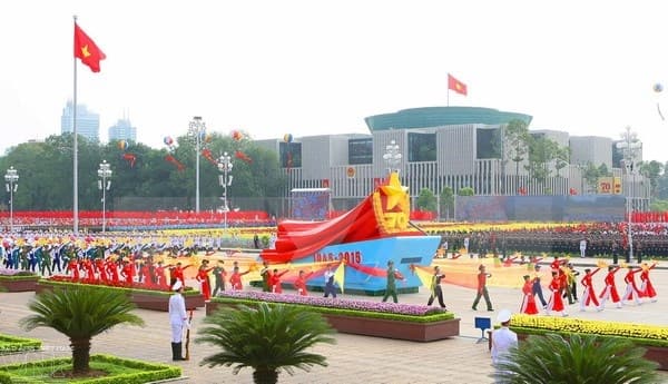 GIÀNH VÀ GIỮ CHÍNH QUYỀN