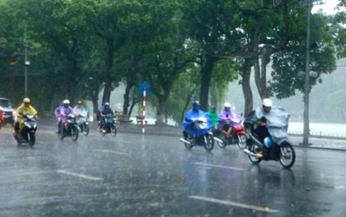 Bão số 3 đang mạnh lên, ảnh hưởng trực tiếp đến Đông Bắc Bộ và Bắc Trung Bộ