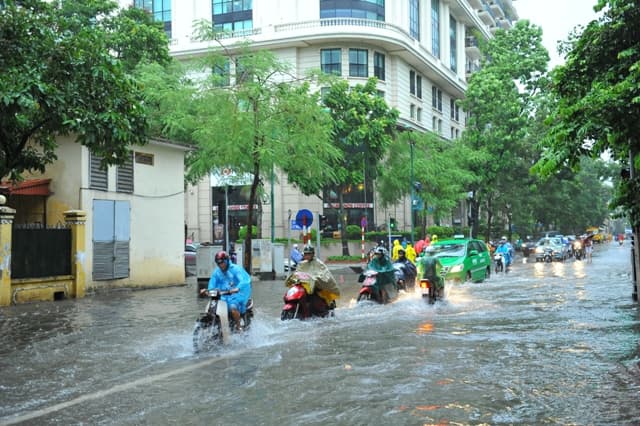 KHÔNG CHỦ QUAN TRONG PHÒNG, CHỐNG BÃO LŨ