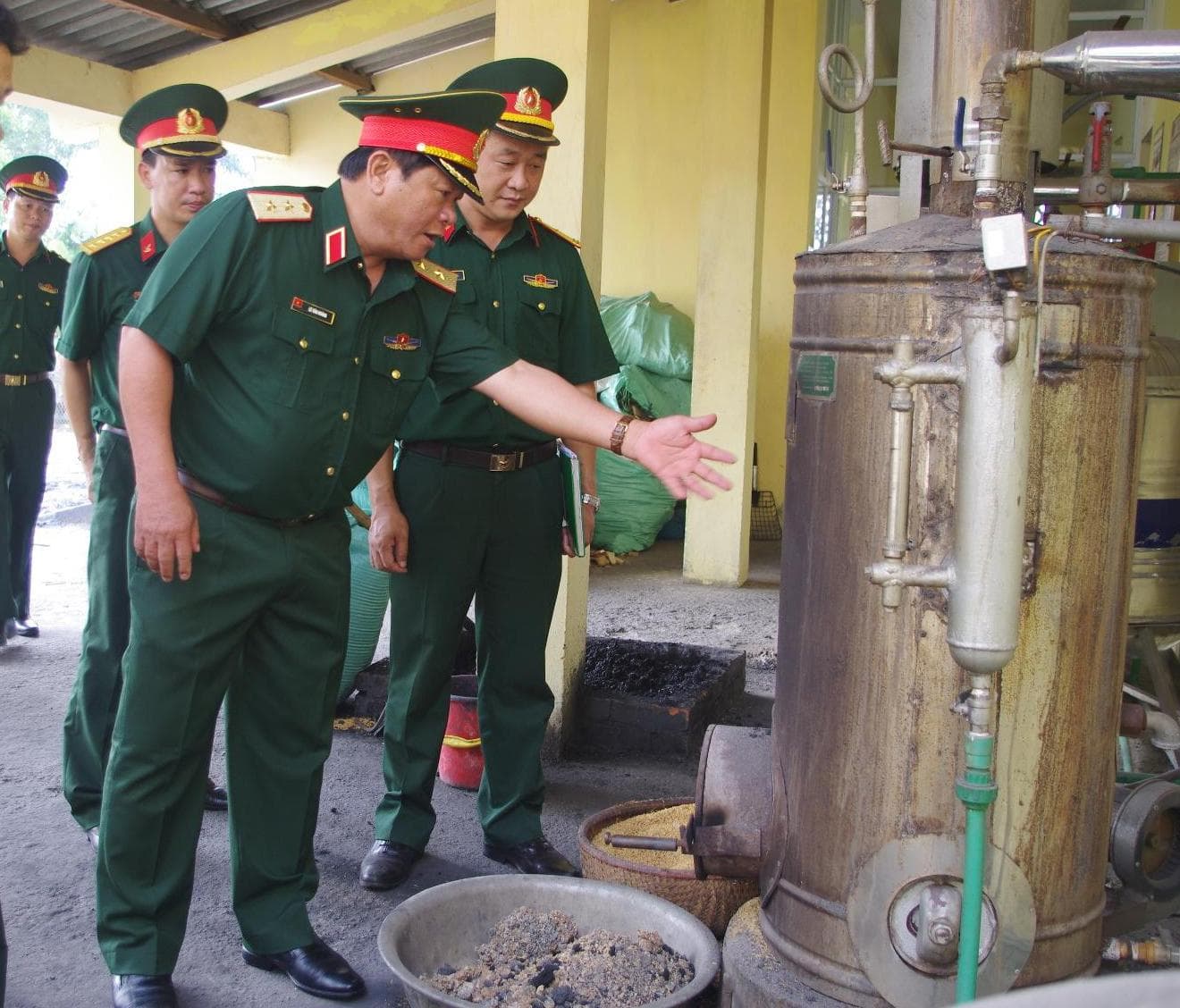 “Rèn” cán bộ, đánh giá thực chất, hiệu quả thiết thực
